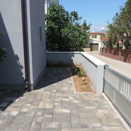 Slatina 13/1 Apartment Vir Exterior photo
