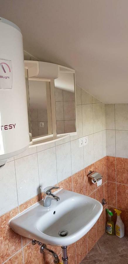 Slatina 13/1 Apartment Vir